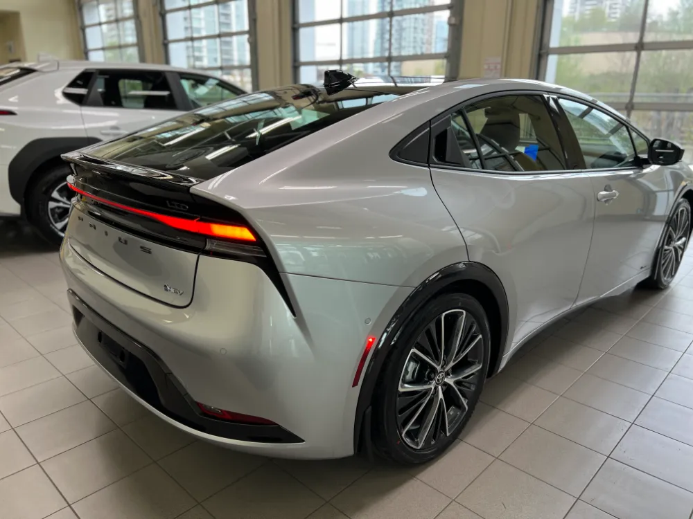 2023 toyota prius hybrid limited silver 6